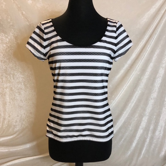 NWOT. White House Black Market top - Picture 1 of 9